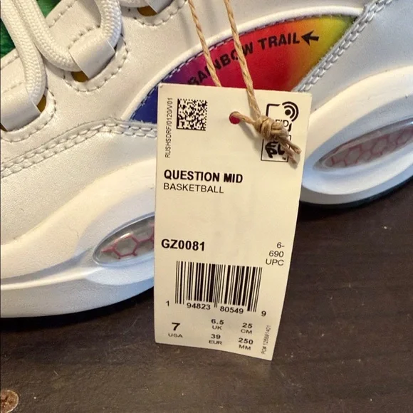 NEW Reebok Question Mid Hasbro Candy Land Basketball Shoes M7/W8.5 - Picture 3 of 15